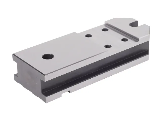 Cuerpo inferior móvil para mordaza de máquina mecánica de acero modular